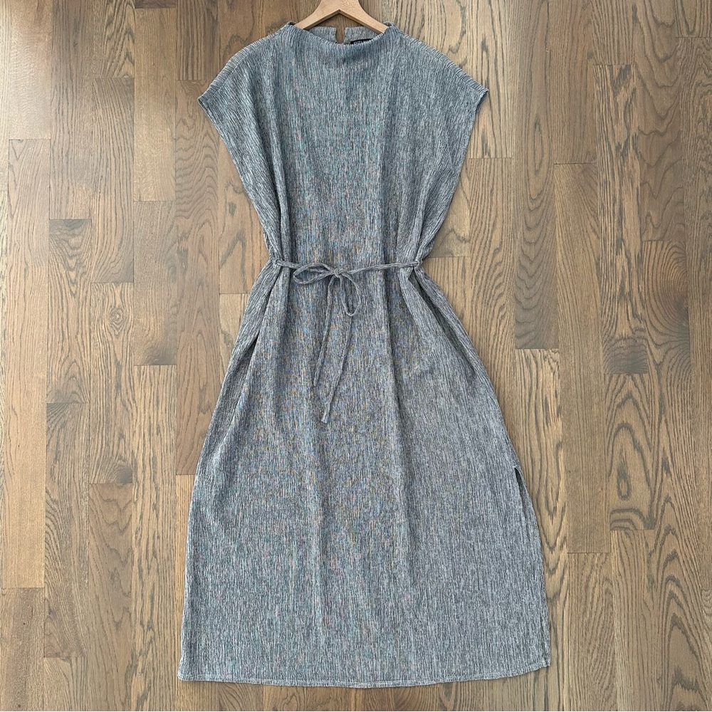 Eileen Fisher Woven Plissé Funnel Neck Full Length Dress in Grey Large